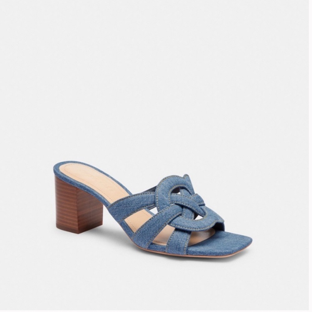 NWT Price is firm Coach lady’s Nikki Sandal denim Size 7B CS077 true to size - Picture 3 of 6